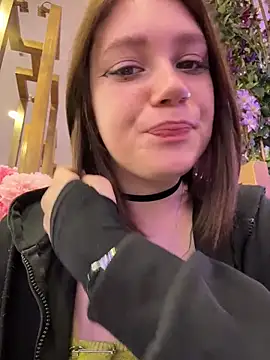 lucy-joy online show from 03/05/26, 08:54