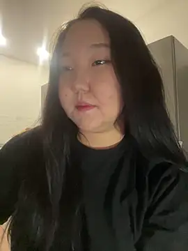 Snapshot of tammy_gun chatting on 11/19/25, 06:19 tammy gun online show from 11/19/25, 06:19