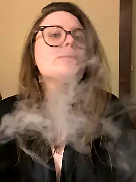 Snapshot of MariaMirabella chatting on 11/18/25, 07:29 MariaMirabella online show from 11/18/25, 07:29