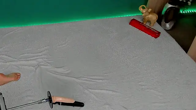 Snapshot of BlazzingASS chatting on 09/19/25, 07:14 BlazzingASS online show from 09/19/25, 07:14