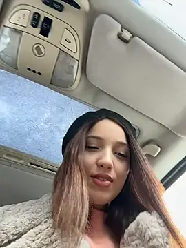 Snapshot of DollyTall chatting on 01/18/26, 07:12 DollyTall online show from 01/18/26, 07:12