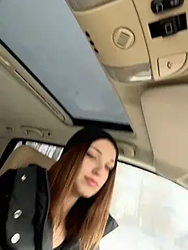 DollyTall online show from 03/10/26, 06:18