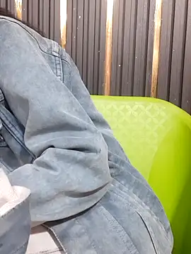 AnkitaDevi online show from 11/13/25, 04:44