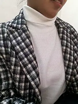 AnkitaDevi online show from 01/15/26, 04:39