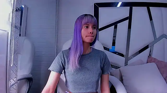 Snapshot of barbieambar chatting on 10/07/25, 12:57 barbieambar online show from 10/07/25, 12:57