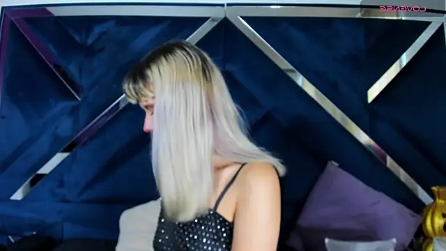 Snapshot of barbieambar chatting on 12/19/25, 04:14 barbieambar online show from 12/19/25, 04:14