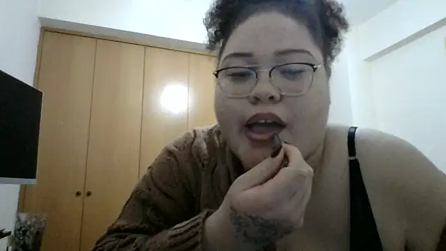 Snapshot of GoddessMocha chatting on 02/01/26, 07:12 GoddessMocha online show from 02/01/26, 07:12