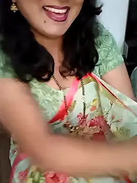 Snapshot of Niharika555 chatting on 02/21/26, 11:11 Niharika555 online show from 02/21/26, 11:11