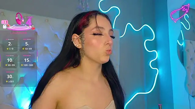 Megan  cole1 online show from 11/08/25, 03:39