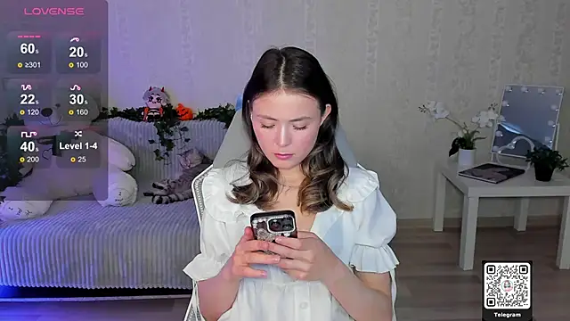 ArleneThomas online show from 04/15/26, 07:04