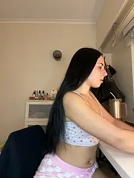 Snapshot of very_licious chatting on 11/10/25, 09:58 very licious online show from 11/10/25, 09:58