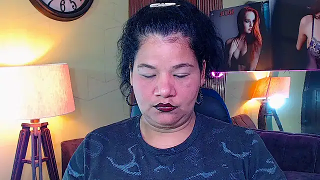 Snapshot of May_fk chatting on 10/28/25, 04:38 May fk online show from 10/28/25, 04:38