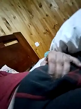 Snapshot of franfjgo chatting on 12/16/25, 03:00 franfjgo online show from 12/16/25, 03:00