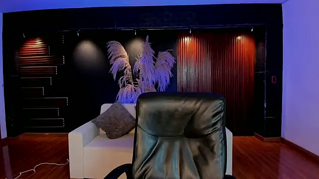 AidaJones online show from 09/15/25, 07:36