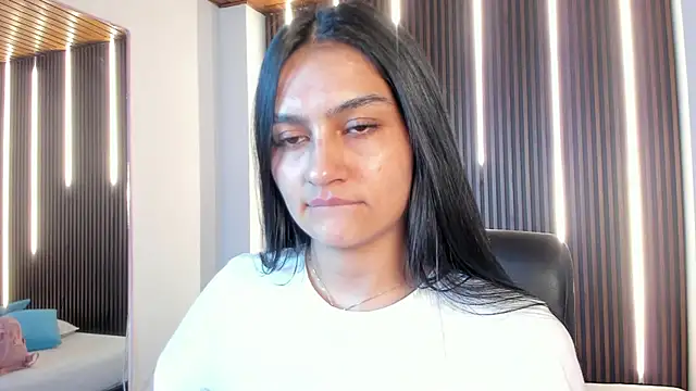 AidaJones online show from 10/28/25, 12:52