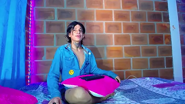 Snapshot of bellamy_094 chatting on 09/12/25, 08:20 bellamy 094 online show from 09/12/25, 08:20