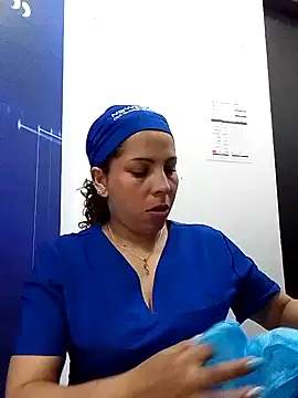 Snapshot of Yanis_Ariel12 chatting on 11/19/25, 10:59 Yanis Ariel12 online show from 11/19/25, 10:59