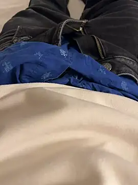 Snapshot of Big-Throbbin chatting on 03/09/26, 11:36 Big-Throbbin online show from 03/09/26, 11:36