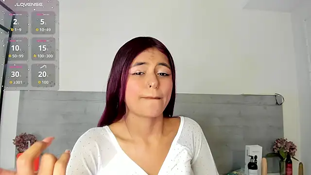 Snapshot of sunnyWhitee chatting on 06/19/26, 07:39 sunnyWhitee online show from 06/19/26, 07:39