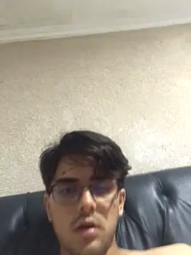 ljxjjxsooi online show from 11/23/25, 04:34