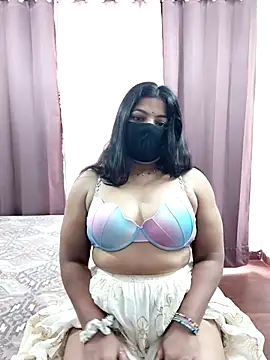 Snapshot of Aavya_007 chatting on 04/18/26, 03:43 Aavya 007 online show from 04/18/26, 03:43
