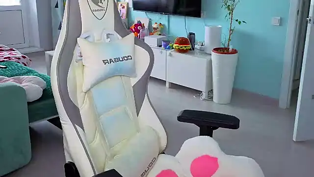 Im suka online show from 04/06/26, 03:15