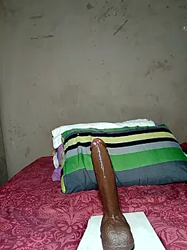 Snapshot of khetyvile chatting on 01/08/26, 03:25 khetyvile online show from 01/08/26, 03:25