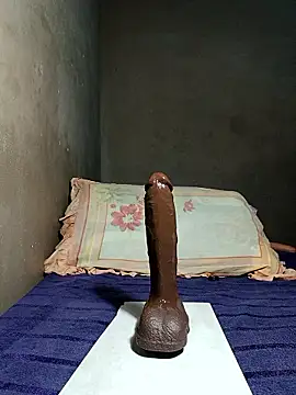 Snapshot of khetyvile chatting on 01/14/26, 12:16 khetyvile online show from 01/14/26, 12:16