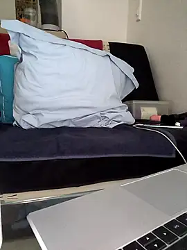 Volcaniiia online show from 04/08/26, 12:49