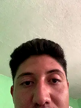 Snapshot of PerraAsquerosa_ chatting on 09/28/25, 07:19 PerraAsquerosa online show from 09/28/25, 07:19