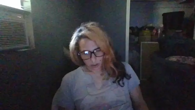 mayra mayhem online show from 06/18/26, 04:00