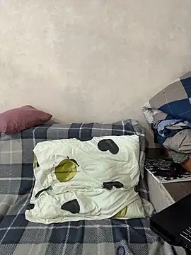 Hera Mark online show from 12/19/25, 07:04