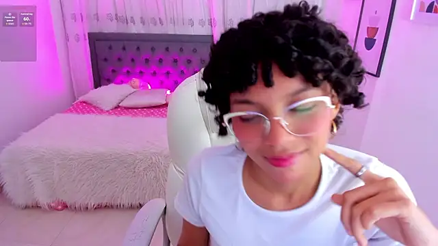 aitana kahlo online show from 09/12/25, 10:48