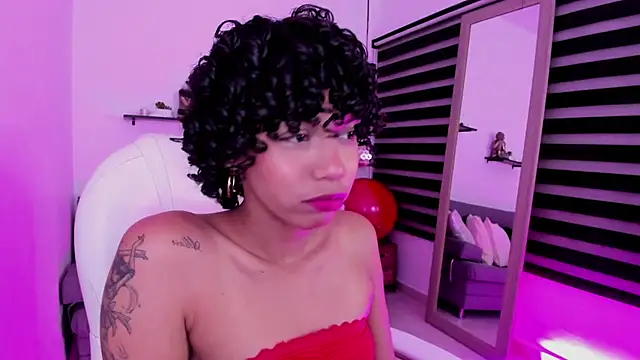 aitana kahlo online show from 11/30/25, 07:51