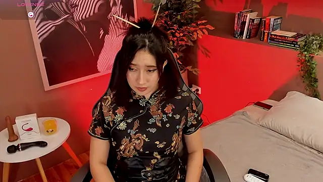 Snapshot of Skyyle_ chatting on 03/08/26, 05:17 Skyyle online show from 03/08/26, 05:17