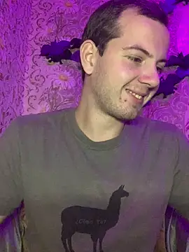 Snapshot of sal0mka chatting on 10/24/25, 07:32 sal0mka online show from 10/24/25, 07:32