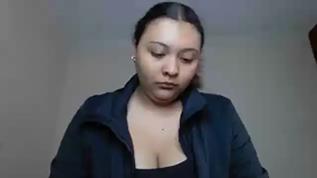 Snapshot of ALANA_150 chatting on 06/10/26, 01:32 ALANA 150 online show from 06/10/26, 01:32