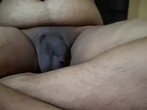 Snapshot of yourchubbyboy chatting on 10/01/25, 10:49 yourchubbyboy online show from 10/01/25, 10:49