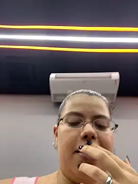 oizoe online show from 12/19/25, 06:59