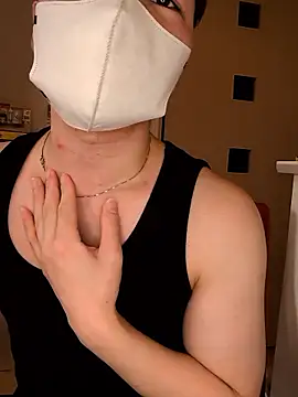 kqitooo online show from 03/27/26, 05:57