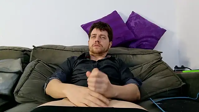 Snapshot of aaron_nvk chatting on 10/26/25, 08:37 aaron nvk online show from 10/26/25, 08:37