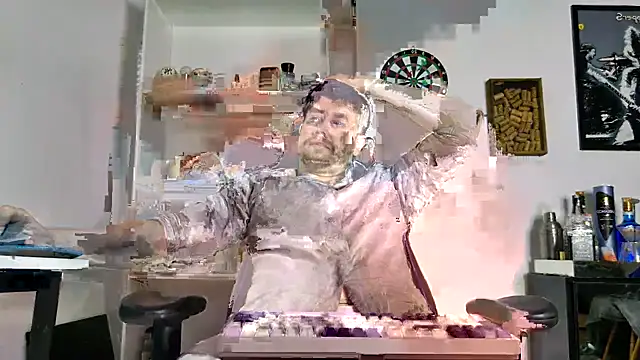 Snapshot of aaron_nvk chatting on 11/05/25, 09:15 aaron nvk online show from 11/05/25, 09:15