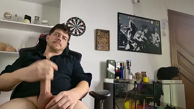 aaron nvk online show from 03/01/26, 09:28