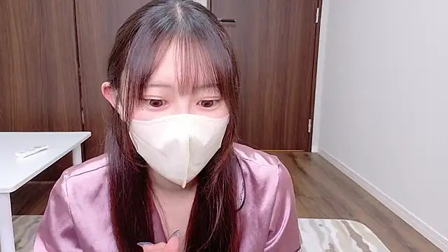 Snapshot of MOEMOE-Q chatting on 11/09/25, 06:28 MOEMOE-Q online show from 11/09/25, 06:28