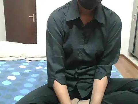 Snapshot of hotpayal001 chatting on 10/13/25, 08:36 hotpayal001 online show from 10/13/25, 08:36