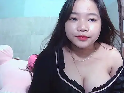 Snapshot of Lily3322 chatting on 09/25/25, 04:54 Lily3322 online show from 09/25/25, 04:54