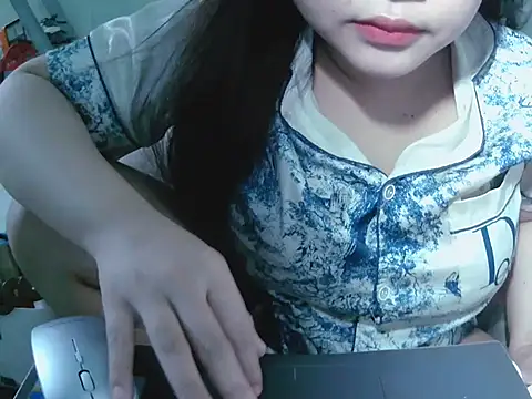 Snapshot of Lily3322 chatting on 03/26/26, 05:29 Lily3322 online show from 03/26/26, 05:29