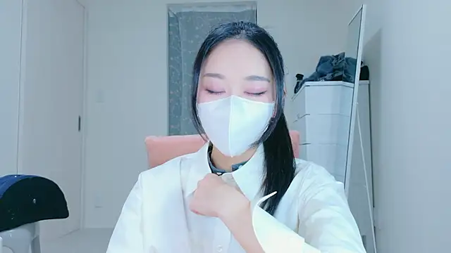 ramuchan desu online show from 04/12/26, 12:15