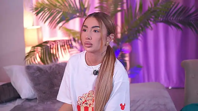 ZennySings online show from 12/19/25, 12:34