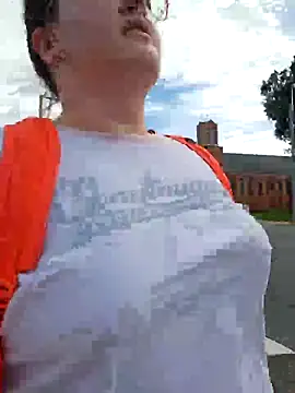 nuttiebuddy1 online show from 09/16/25, 03:46